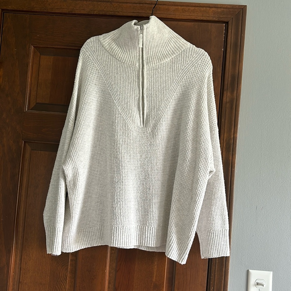 Aerie Heather Light Grey Quarter Zip